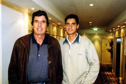 El extenista chileno Patricio Cornejo (i) junto al ecuatoriano Nicolás Lapentti (d).