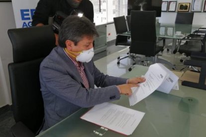 El gerente general de Agua de Quito, Luis Medina, informó sobre la recuperación del dinero.