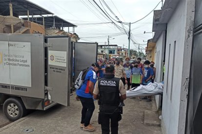 Pedro Salazar pasó 30 años trabajando en una camaronera de El Oro, pero tres años antes de jubilarse lo despidieron.