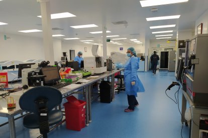 Contar con áreas destinadas al almacenamiento de muestras es una de las exigencias que deben cumplir los laboratorios.