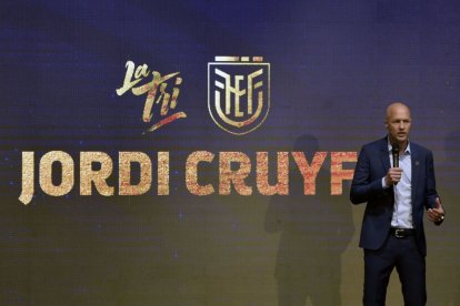 Jordi Cruyff actualmente se encuentra en España, pues regresó a ese país al inicio de la pandemia (marzo).