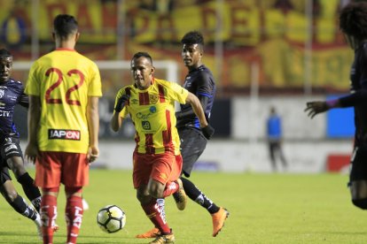 Los jugadores que actúan en el torneo ecuatoriano de fútbol son investigados por la supuesta entrega de carnet de discapacidad.