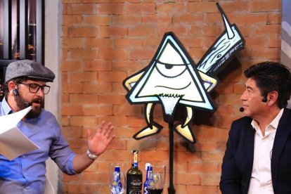 Ambos personajes estuvieron distanciados por un cruce de tuits.