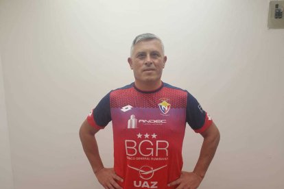 Jorge Montesino está feliz por poder dirigir a El Nacional. Quiere llevarlo a los primeros lugares.