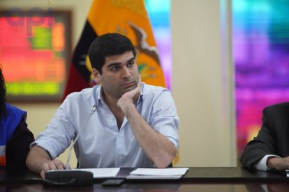 Otto Sonnenholzner renunció al cargo de vicepresidente de Ecuador.