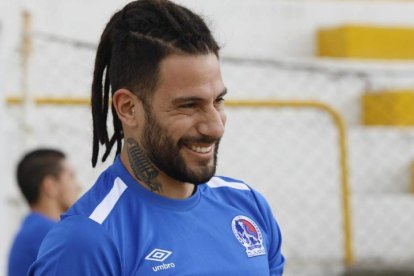 Jonathan Ferrari de 33 años, defenderá a Liga de Portoviejo.