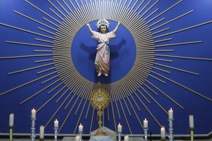 La representación principal del Divino Niño Jesús en el santuario.