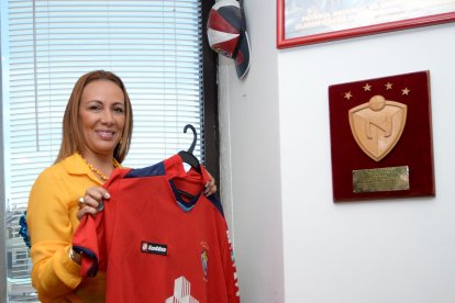 Lucia Vallecilla, presidenta de El Nacional, explica sobre el doble contrato. 

EN SU OFICINA 





30 de junio de 2017

Agencia (ag-expreso ag-extra ag-quito)