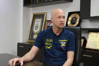Jordi Cruyff retorna al país tras pasar varios meses en España. En septiembre dirigirá su primer entrenamiento con la Tri.