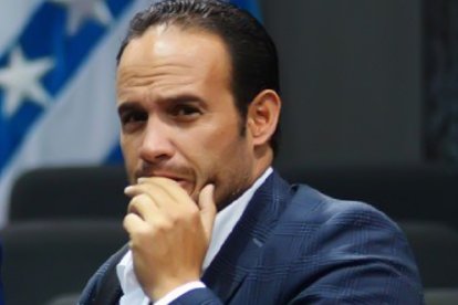 Francisco Egas recibió una carta de 13 Asociaciones provinciales