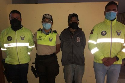 El detenido registra varias detenciones. Algunas de ellas por tentativa de asesinato.