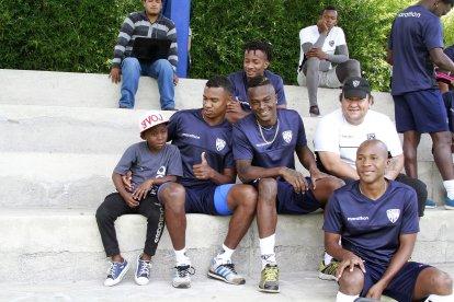 Julio del 2016 en Independiente del Valle, Dixón Arroyo, Jefferson Orejuela, José Tin Angulo y Julio Angulo.

Y ENTRENAMIENTO DE ALGUNOS JUGADORES 



JEFFERSON OREJUELA 

DIXÍN ARROYO 

JOSE ANGULO 

JULIO ANGULO 



18-05-2016

Agencia (ag-expreso ag-extra ag-quito)