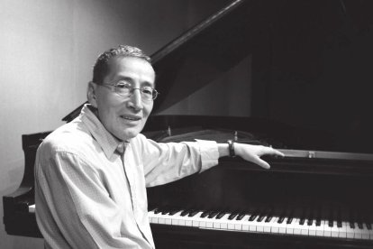 El ambateño se dedica a la dirección de orquestas desde la década de los 80.