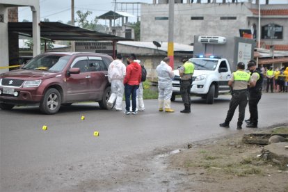 Los guías penitenciarios viajaban en la parte de atrás del carro Vitara.