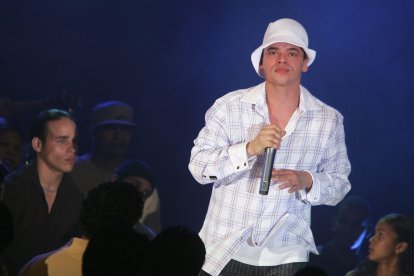  El cantante puertorriqueño está internado en un hospital desde el domingo. 