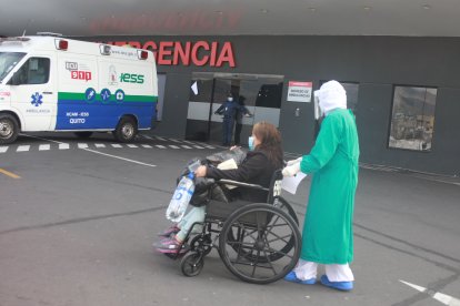 Quito se mantiene como la ciudad con más casos de personas contagiadas en el país.