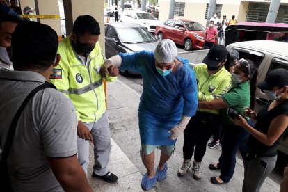 Al procesado supuestamente intentaron agredirlo al término de la audiencia.