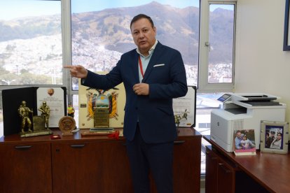 Zapata reveló que se analizan medidas alternativas para el reinicio del campeonato, en caso de que la situación en Quito no mejore.