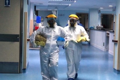 Las emergencias y unidades de cuidados intensivos de varios cantones están copados.