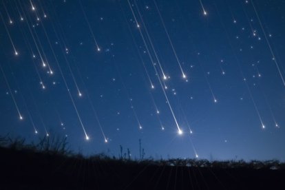  El cielo se llenará de luces. La lluvia de asteroides Gemínidas llega como regalo de Navidad del firmamento. 