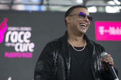  Daddy Yankee denunció la noche del martes en la policía el robo de los diamantes y alhajas que guardaba en la caja fuerte, según publicó este jueves el diario digital de Valencia Las Provincias. 