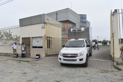  El cuerpo de la víctima fue llevado a la morgue de Santo Domingo. 