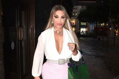 Ha gastado un millón de dólares en varias cirugías.