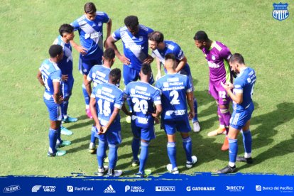 El mundo de Emelec llevado a un programa de radio.