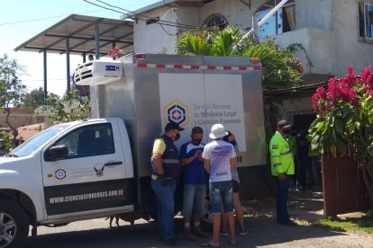 El sospechoso se habría subido por la pared para entrar a la vivienda de la víctima.