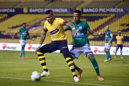 Barcelona y Orense igualan sin goles en el estadio Monumental.