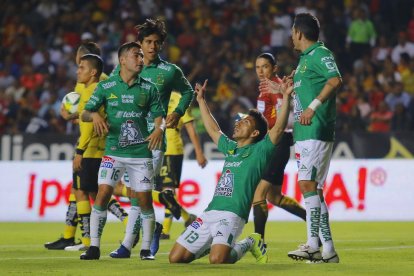 Ángel Mena dio negativo en una nueva prueba de Covid-19 y ya pudo ver a su familia.