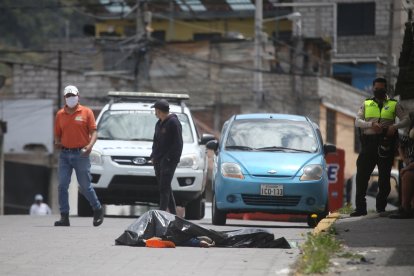 Según los testigos del hecho, el hombre habría estado agonizando cerca de cinco minutos.