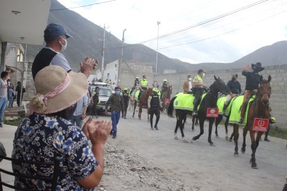 Los habitantes de Calacalí agradecieron el gesto solidario de las autoridades.
