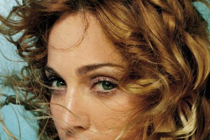 La artista empezó en el espectáculo a los 20 años cuando estudiaba en Nueva York.