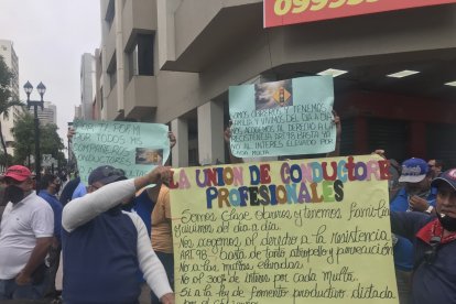 Los conductores esperan un pronto pronunciamiento del Municipio.