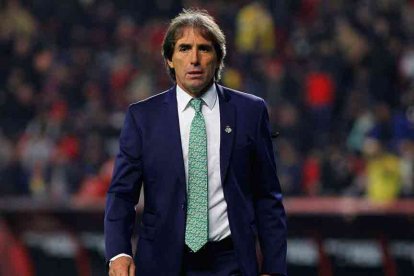 Guillermo Almada entrenador del Santos de México.
