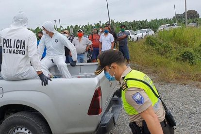 El cadáver fue llevado hasta la morgue del hospital Darío Machuca, en el cantón La Troncal.