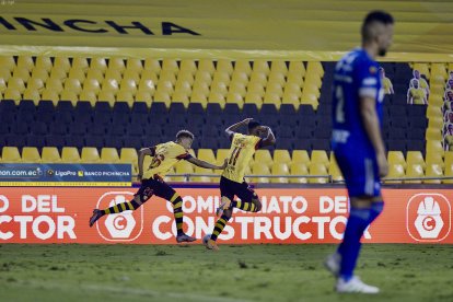 La locura de Fidel Martínez, su gol de penal fue una Alegría y Atrevimiento.
