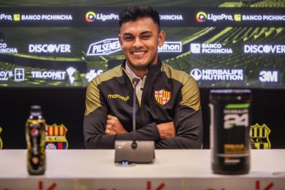 El delantero paraguayo Cristian Colmán le dio el triunfo a Barcelona, en el primer Clásico del año.