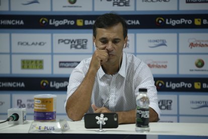 El argentino Fabián Bustos, entrenador del Barcelona.