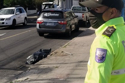 Trabajaba en una radio y todas las mañanas tomaba un taxi para ir. Esta mañana no llegó a su destino.