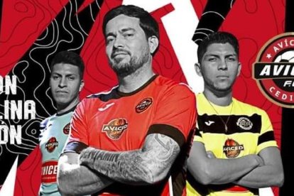 Jaime Iván Kaviedes y una rara expulsión en el fútbol de segunda categoría del Azuay.