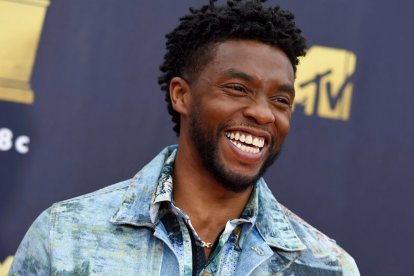 Chadwick Boseman muere a sus 43 años.