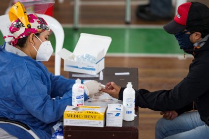 Hasta este reporte, se han tomado 326.552 muestras para COVID-19 entre PCR y pruebas rápidas a nivel nacional.