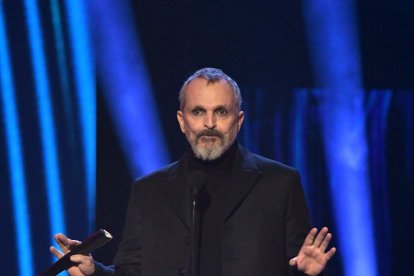 El artista está en España en donde mantiene una pelea legal con su expareja por la custodia de sus hijos.