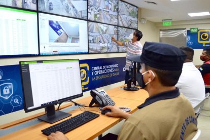 Desde el edificio municipal se controlan las 25 videocámaras de Daule, con la ayuda de elementos de varias entidades.