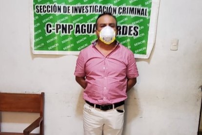 Víctor Eduardo Gálvez es el ecuatoriano que llevaba un billetón como si nada en las calles de Tumbes, Perú.
