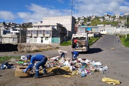 La nueva flota de recolectores fueron entregados con retrasos de hasta 122 días.