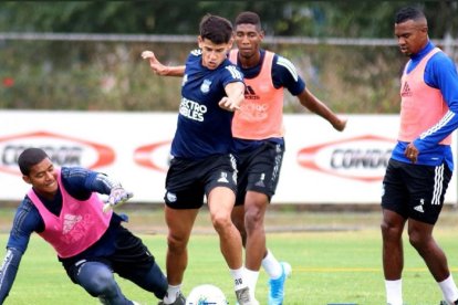 Emelec va con cinco cambios al partido de este domingo ante los Rayados