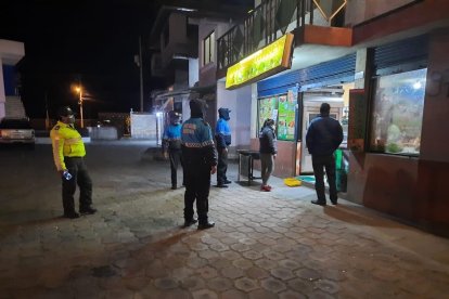 Los locales comerciales podrán atender hasta las 21:00.